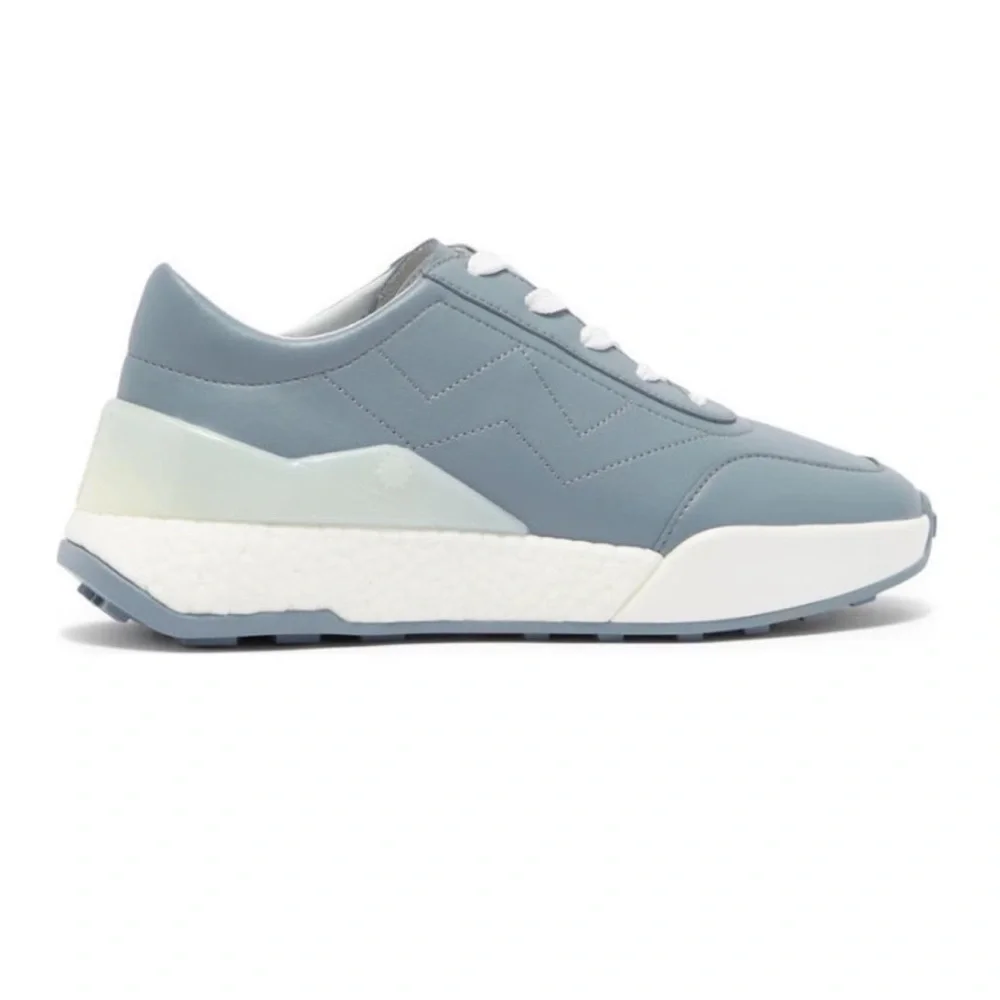 Stuart Weitzman Leather Sneaker |‎ Dodie